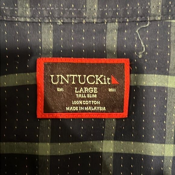 UNTUCKit  - Picture 6 of 8